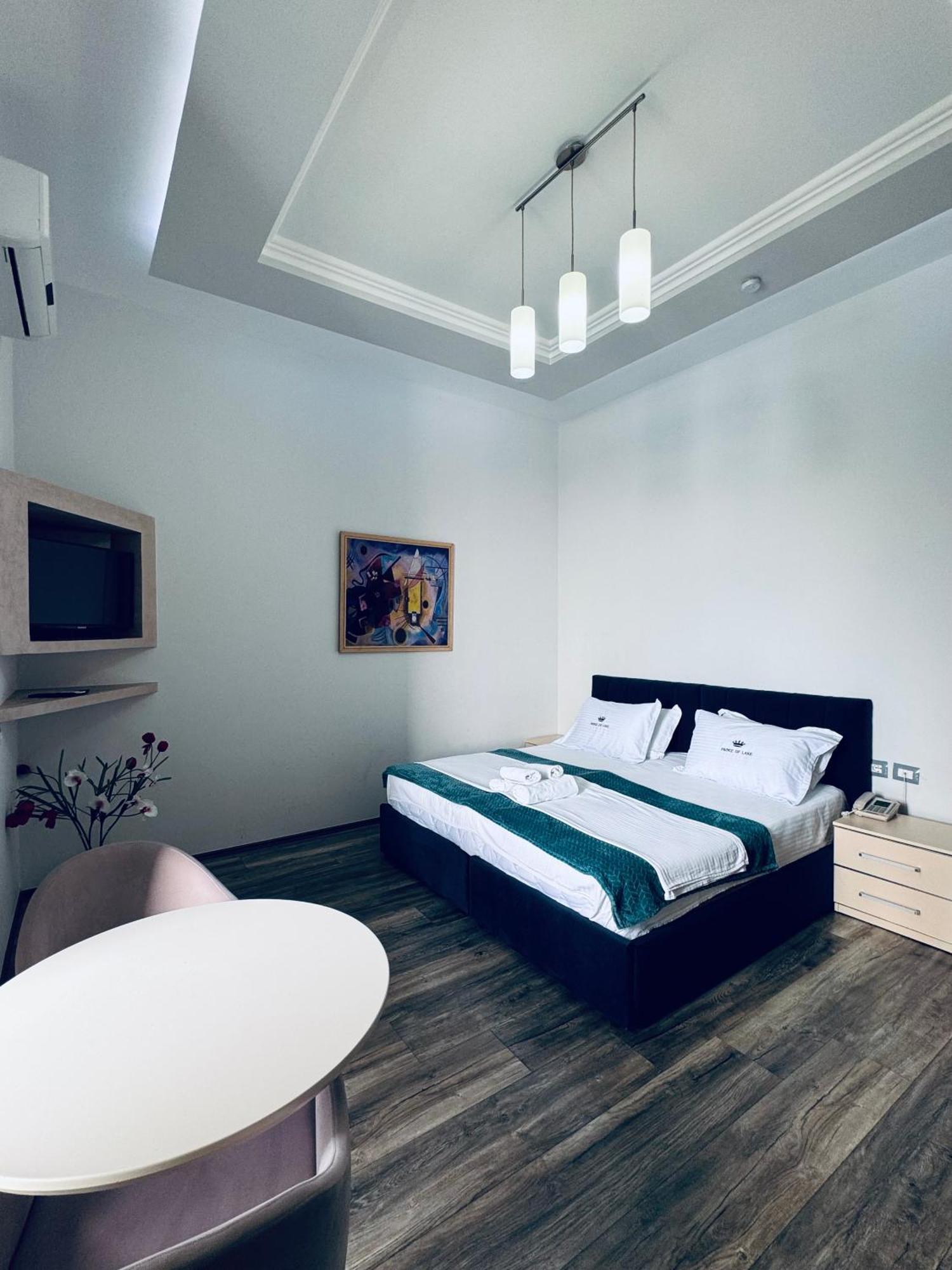 Prince Of Lake Hotel Shkoder Luaran gambar