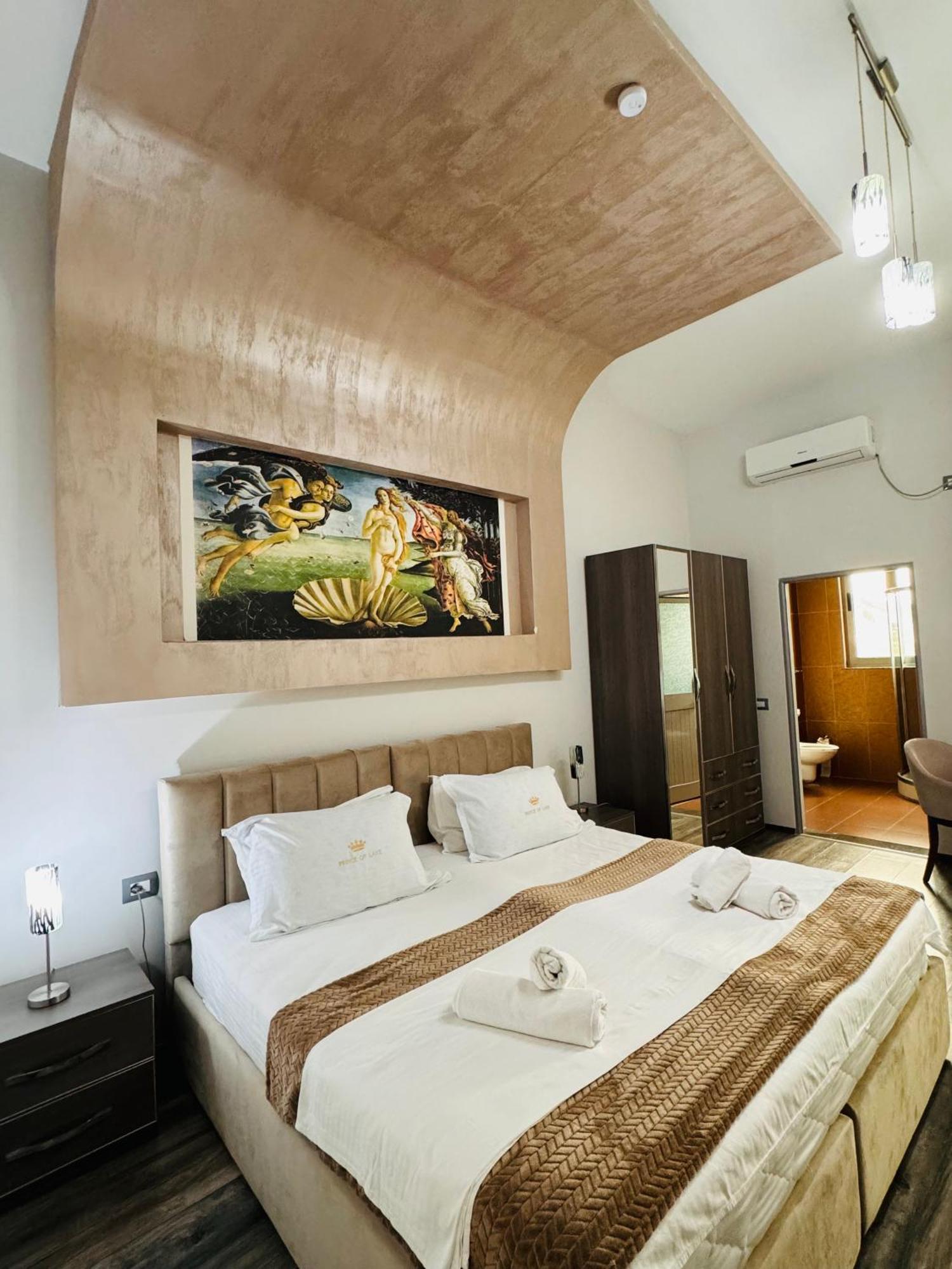 Prince Of Lake Hotel Shkoder Luaran gambar
