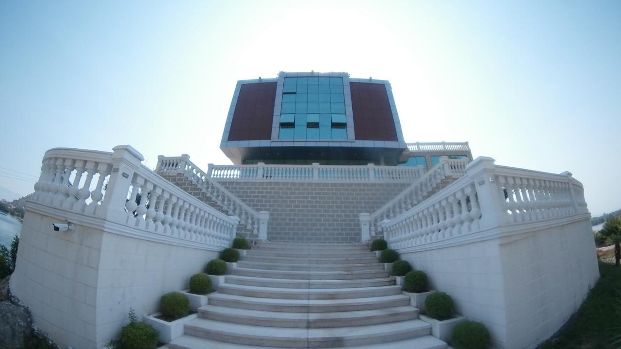 Prince Of Lake Hotel Shkoder Luaran gambar