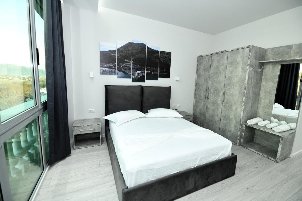 Prince Of Lake Hotel Shkoder Luaran gambar