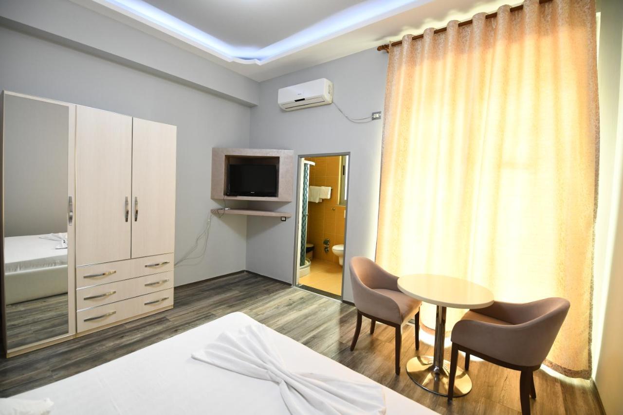 Prince Of Lake Hotel Shkoder Luaran gambar